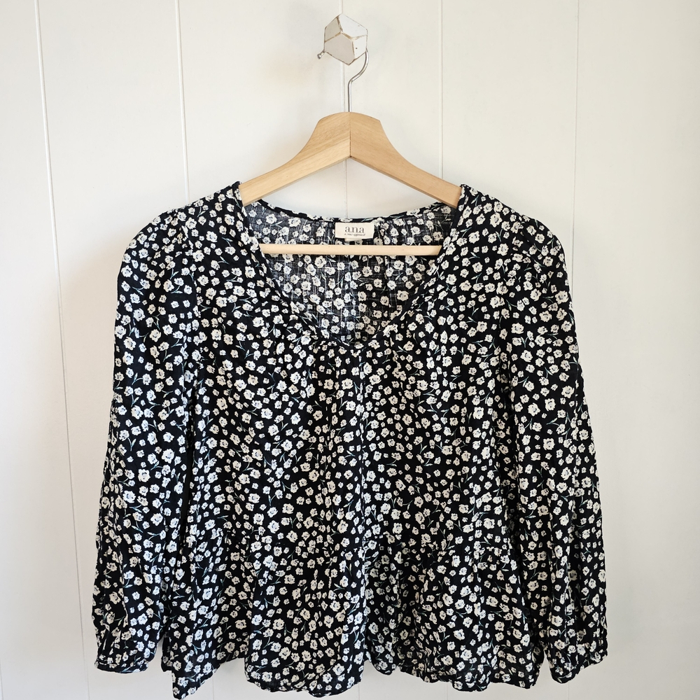 ☆ ANA Ditsy Floral Blouse